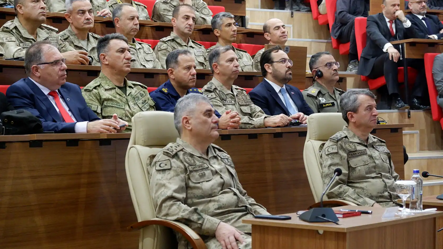Uluslararası Boran-6 Keskin Nişancı Yarışmasında, birinci Türkiye oldu
