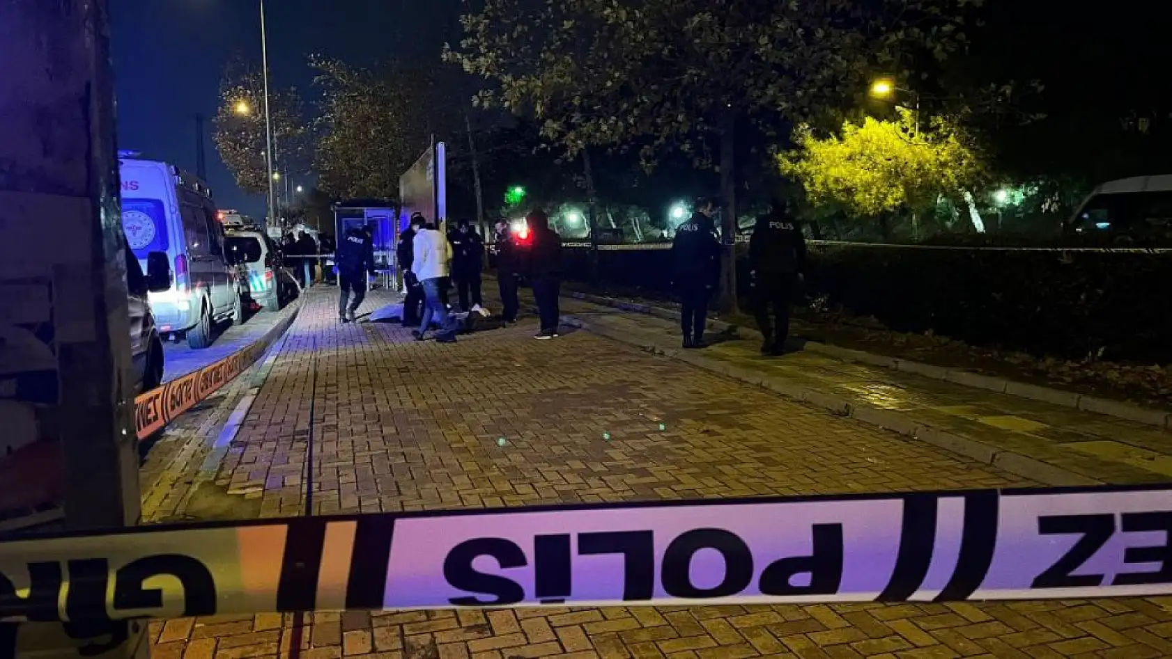 Takip ettiği kadının sırtına 8 el ateş etti