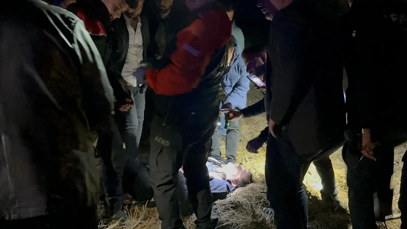 Silahla vuruldu, hastaneye ulaşmak için ormanda iki saat yürüdü