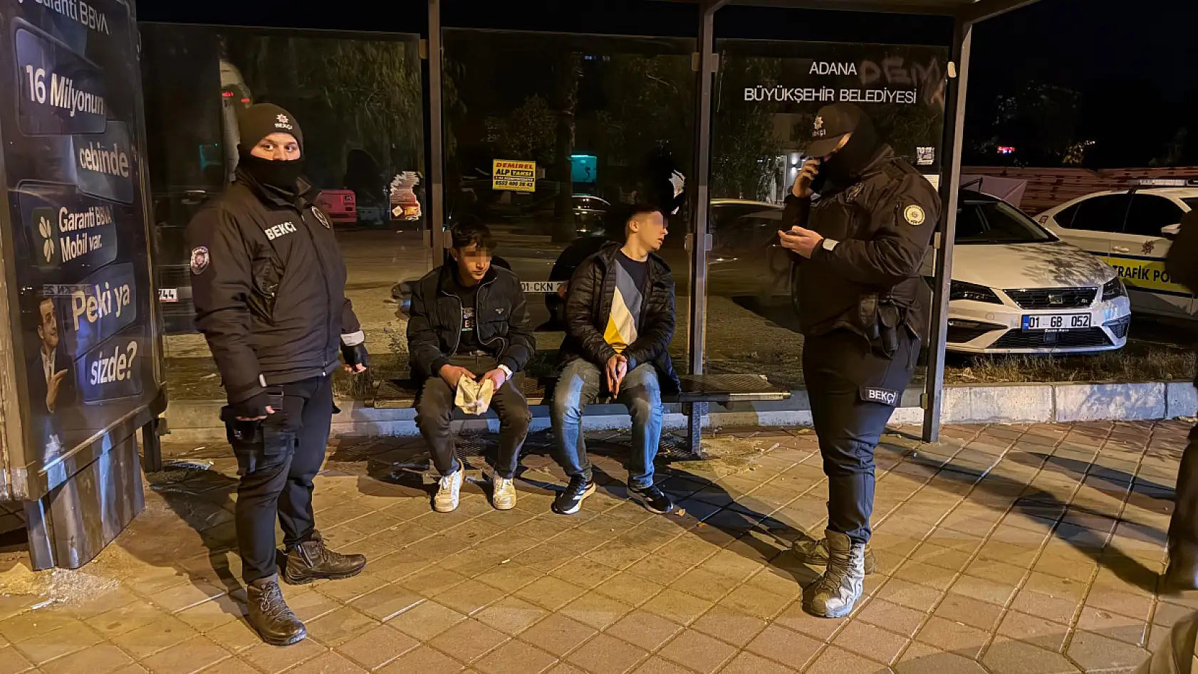 Plakasız motosikletle uygulamaya girip bekçiye 'Ben hasım sahibiyim, ölürsem mezarıma sen mi geleceksin' dedi