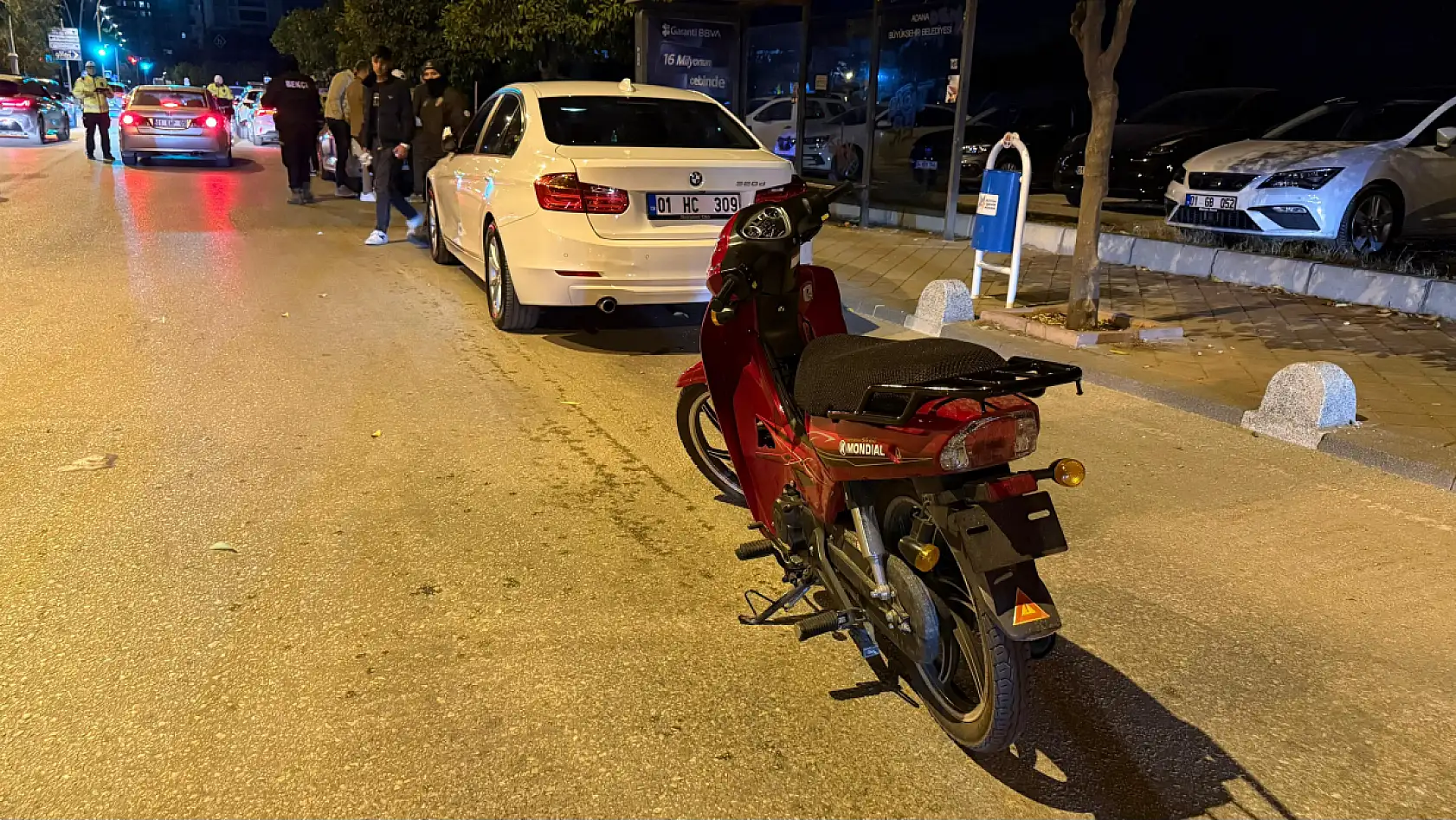 Plakasız motosikletle uygulamaya girip bekçiye 'Ben hasım sahibiyim, ölürsem mezarıma sen mi geleceksin' dedi