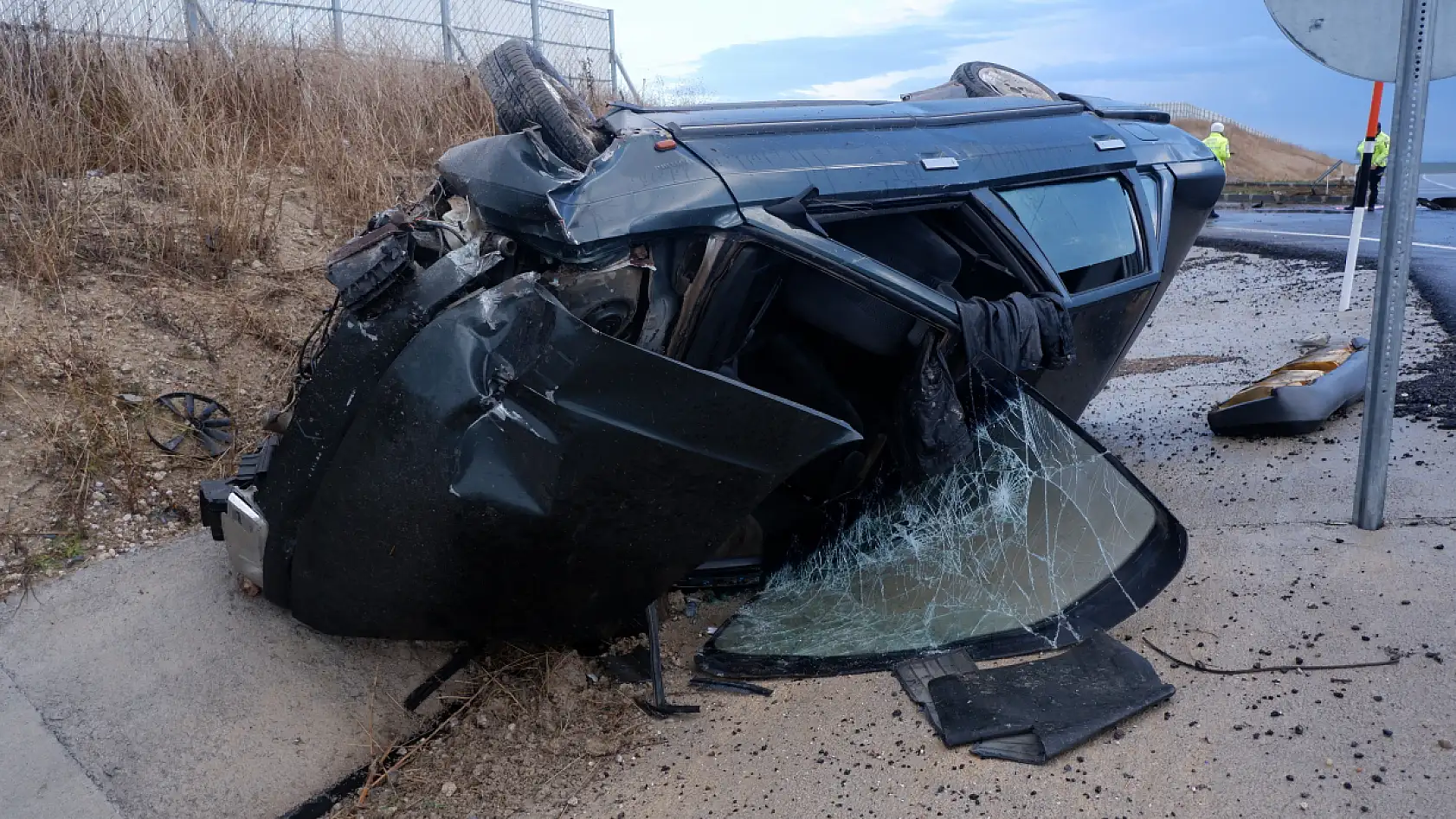 Sağanak yağış kazayı beraberinde getirdi: 3 yaralı