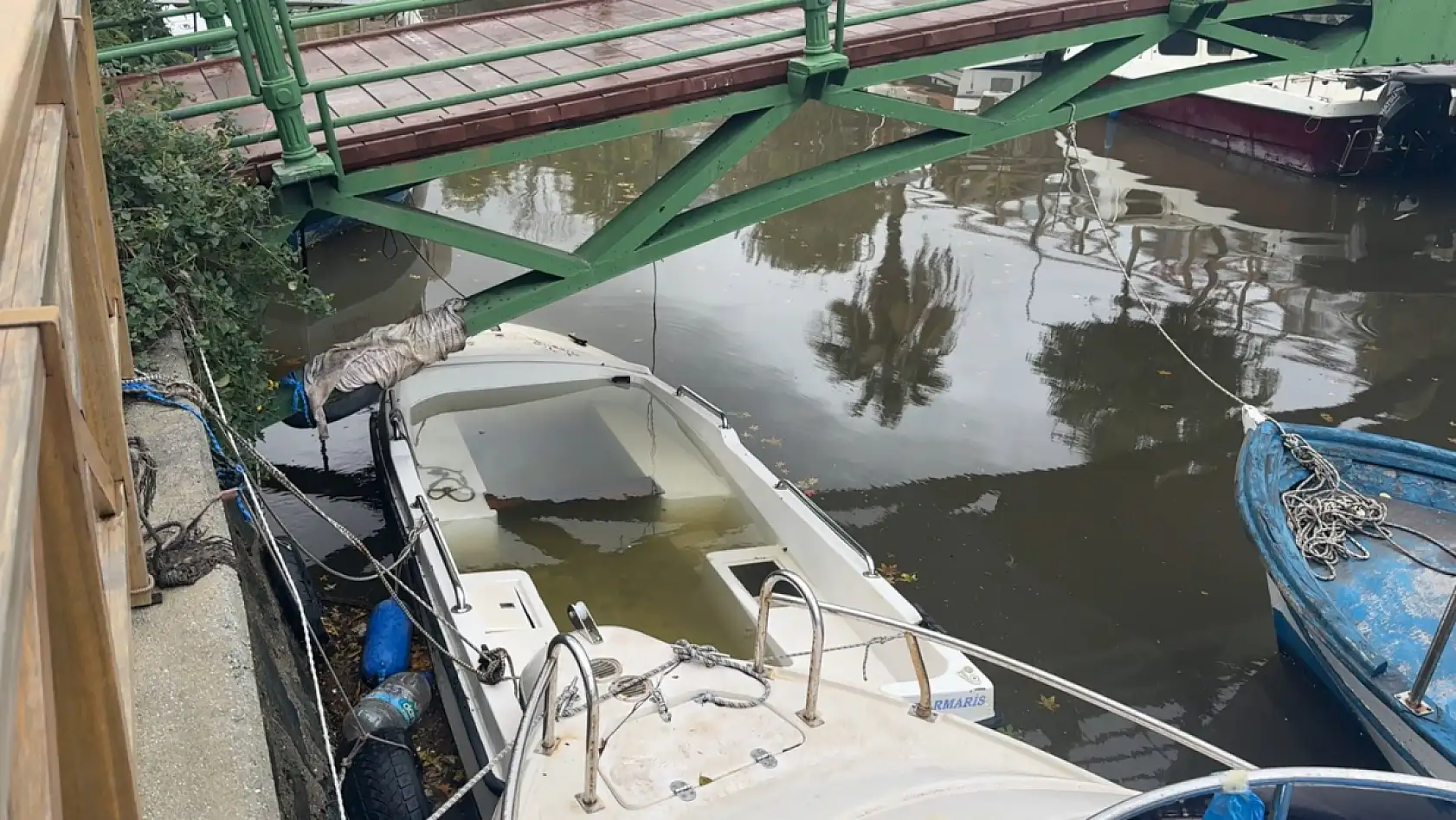 Marmaris'te metrekareye 170 kg yağış düştü, balıkçı tekneleri batmaya başladı