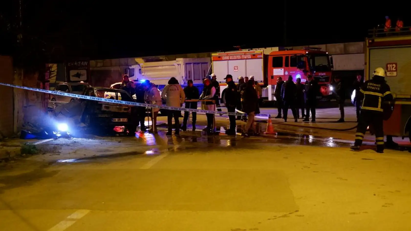 Korkunç olay: Kaza sonrası alev alan otomobildeki 4 kişi yanarak öldü