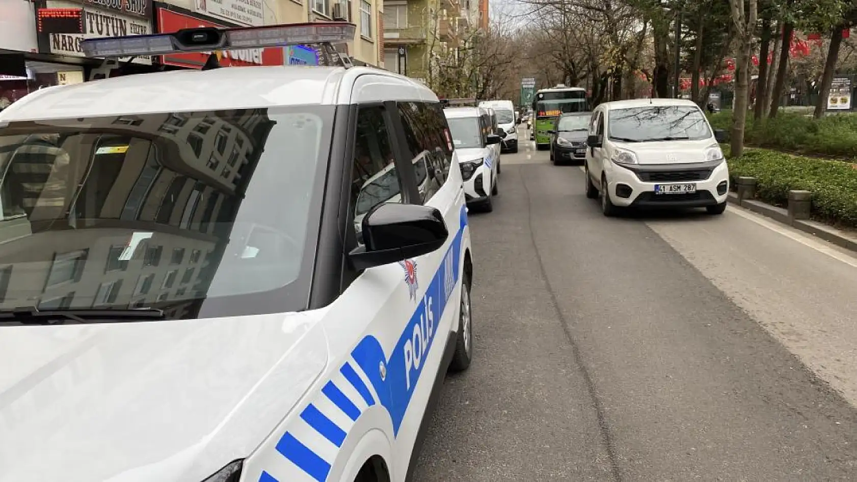 Kalbine isabet etmiş tek kurşunla ölü bulundu