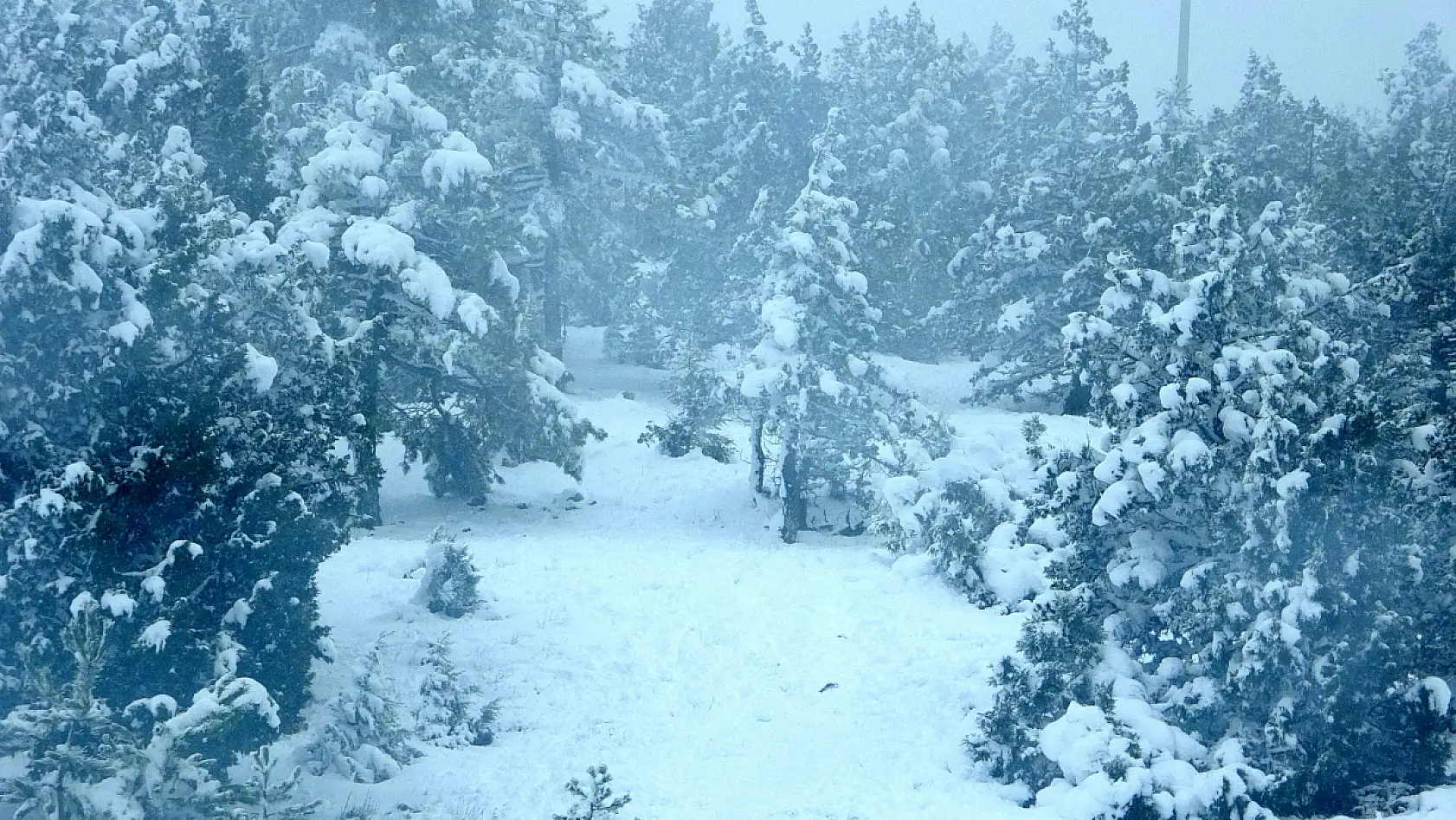 Muğla Yılanlı Dağı'nın kış manzarası mest etti