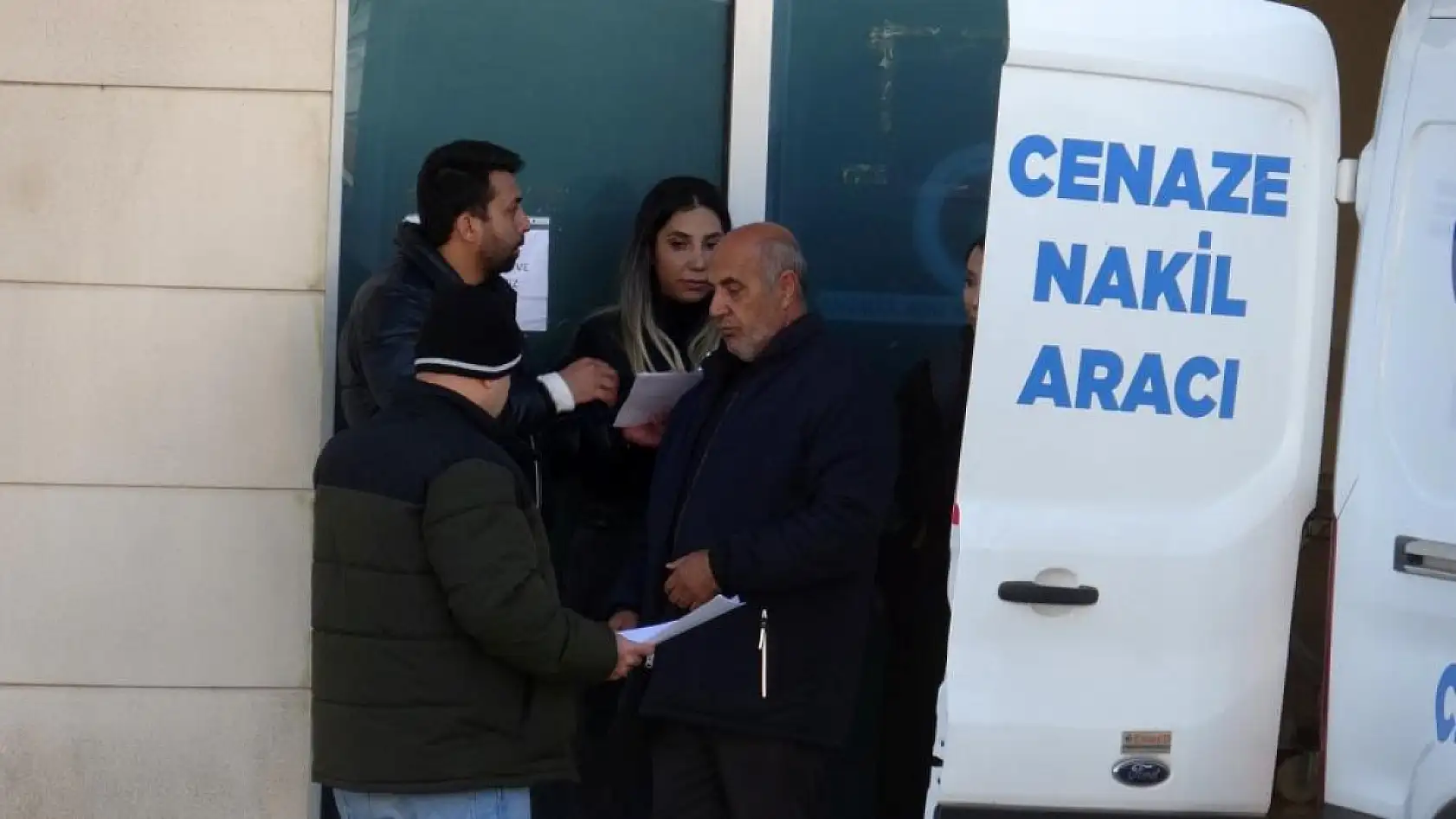 45 gün önce ölü bulunan İranlı 3 kardeşin cenazeleri teslim alındı