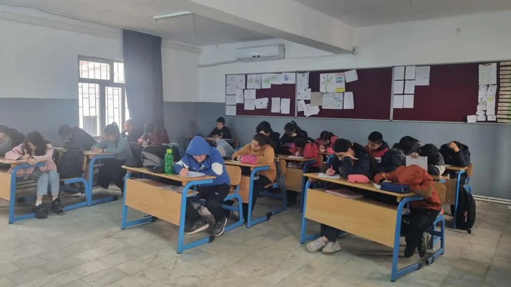 Köyceğiz'de Türkiye geneli ortak sınavlar yapıldı