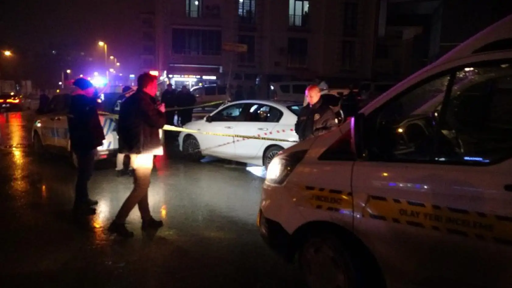 63 yaşındaki şahıs aracında ölü bulundu