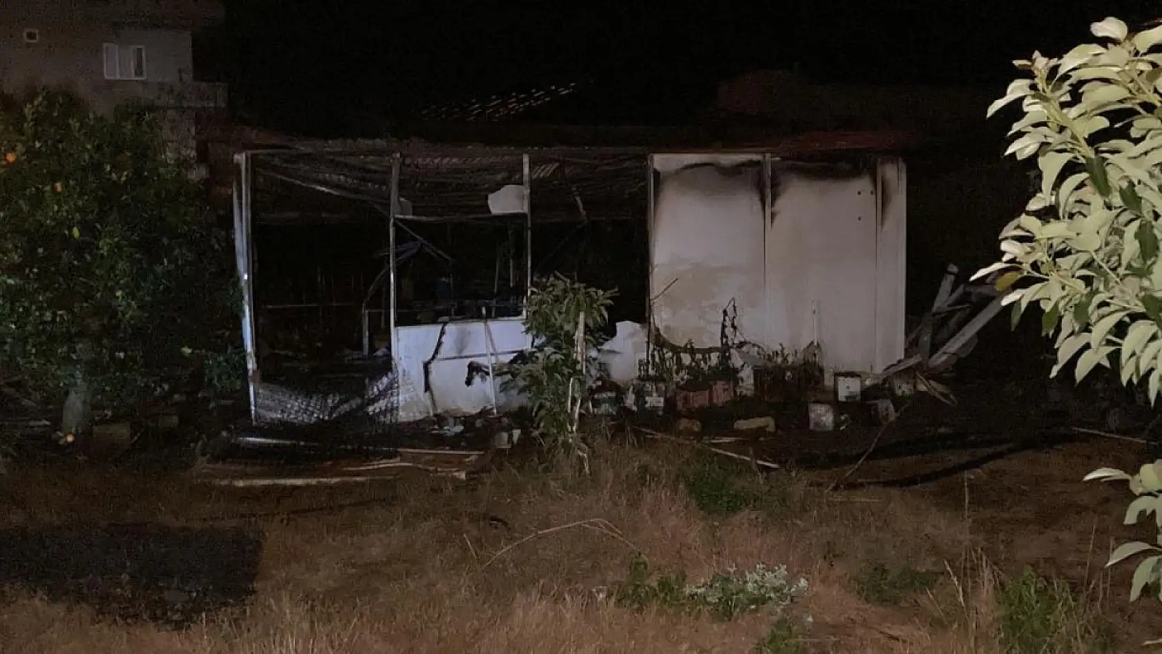 Ev yangınında 1 kişi hayatını kaybetti