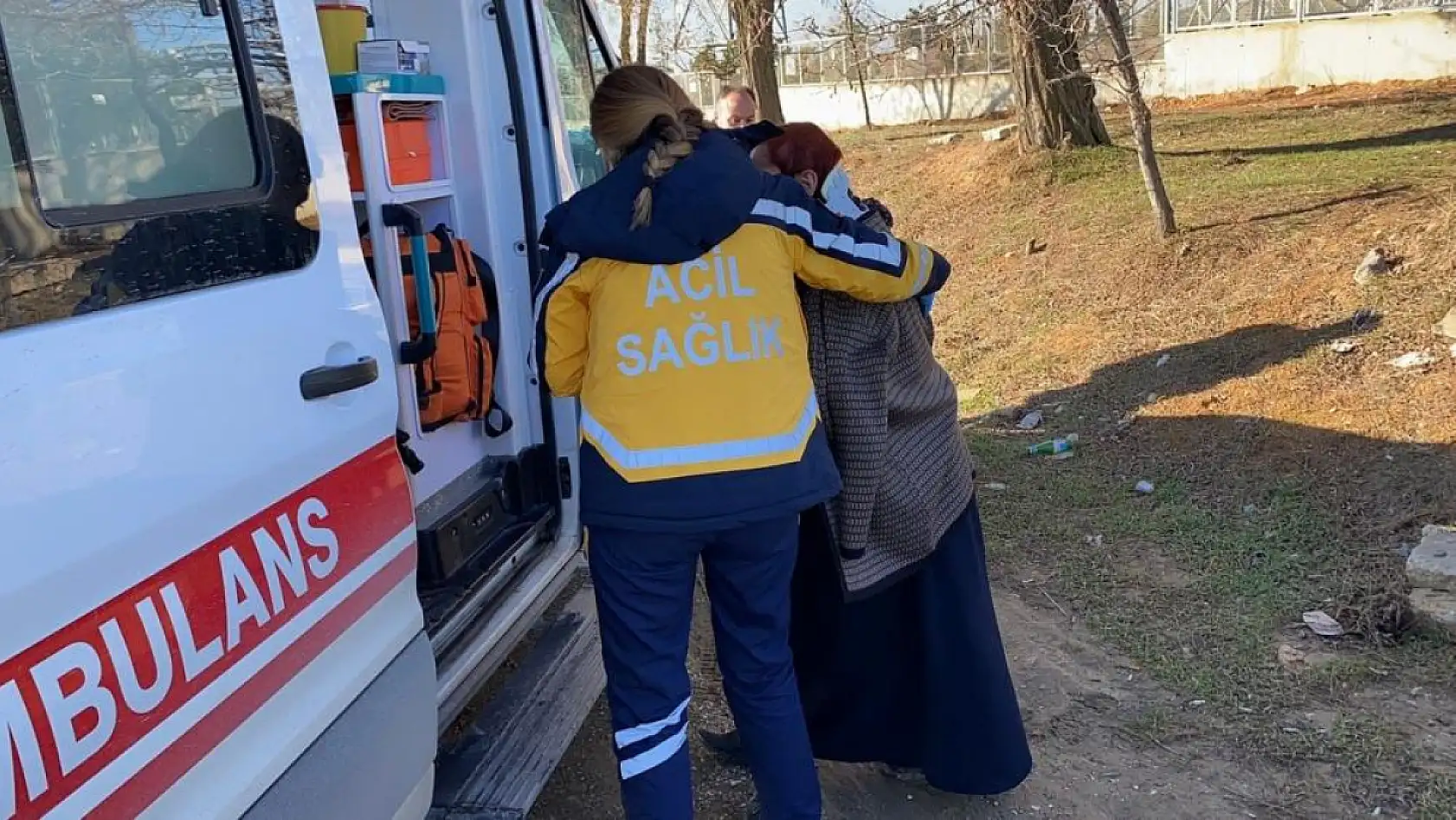 Otomobil ile pikap çarpıştı: 5 yaralı