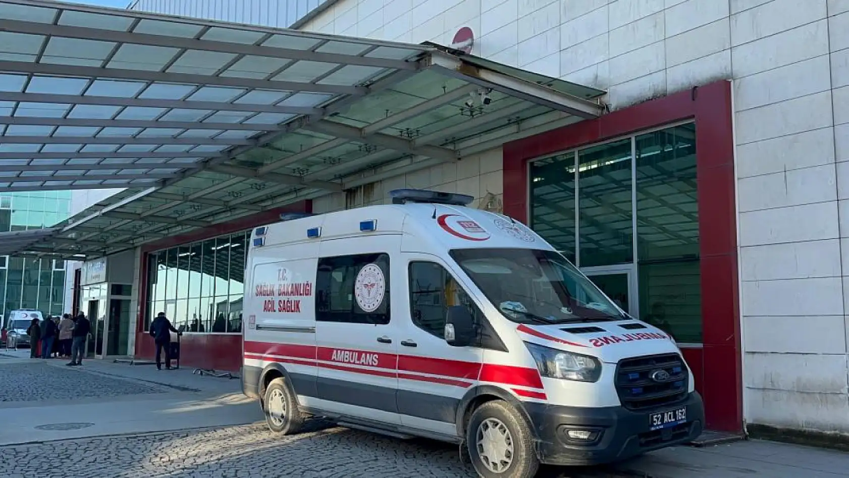 Fabrikada akıma kapılan işçi hayatını kaybetti