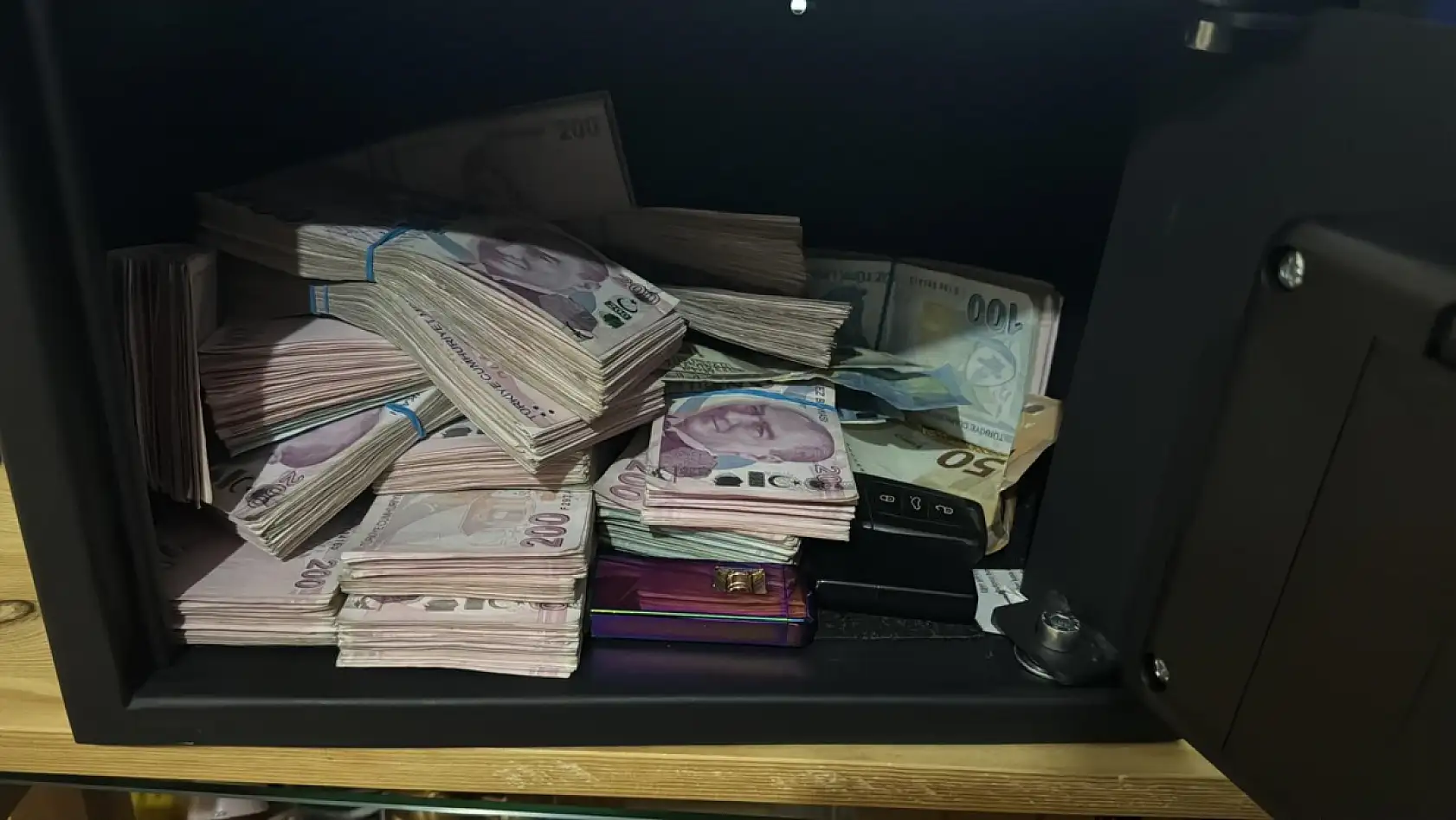 'Bizim oyunumuzu kimse bozamaz' deyip kadınlara zorla fuhuş yaptırdılar, 'Oyunbozan' operasyonuyla yakalandılar