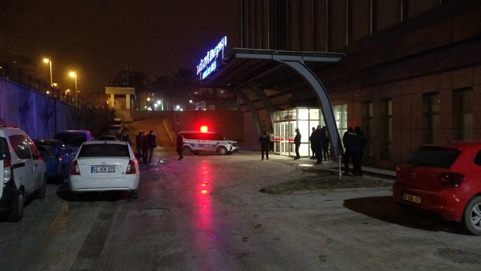 'Hastaneye bombalı saldırı düzenlenecek' ihbarı polisi alarma geçirdi