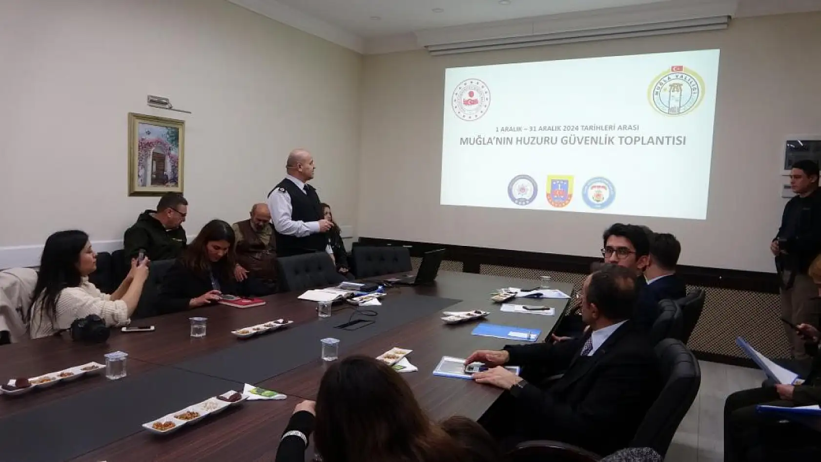 Vali Akbıyık: '6 bin 941 güvenlik görevlimiz ile Muğla'nın huzurunu sağlamaya çalışıyoruz'