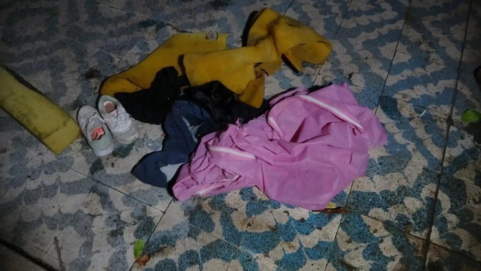 Mahallede yakmadığı yer kalmadı, kamyonette uyurken yakalandı