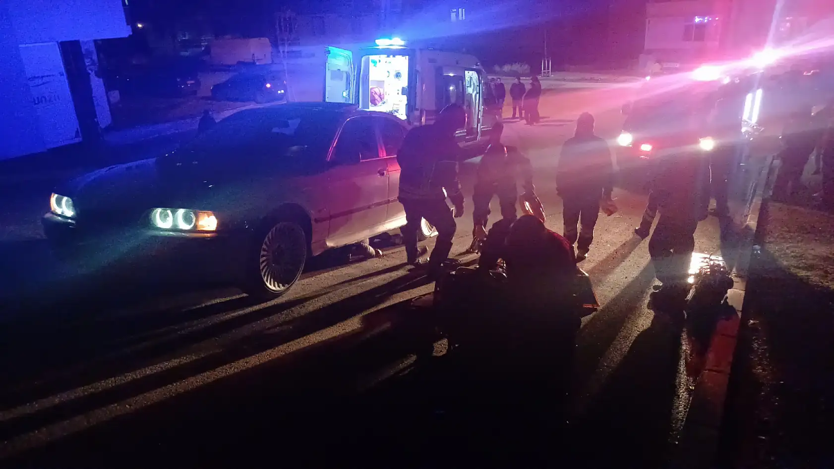 Alkollü otomobil sürücüsünün çarptığı motosikletli genç hayatını kaybetti