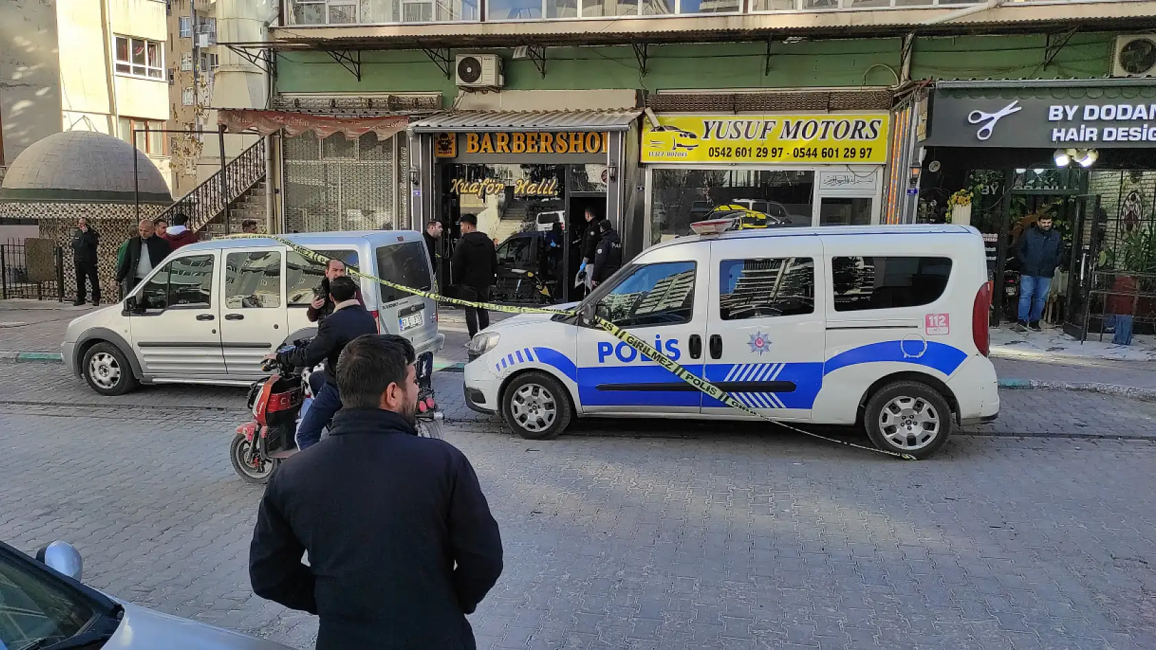 Tıraş olmaya gittiği kuaförde öldürüldü