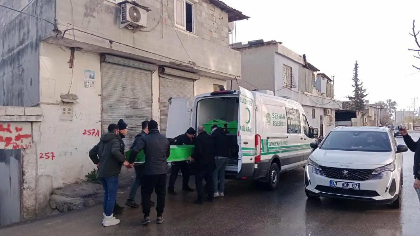 Eşi gözaltında! Genç kadın av tüfeğiyle vurulmuş halde bulundu