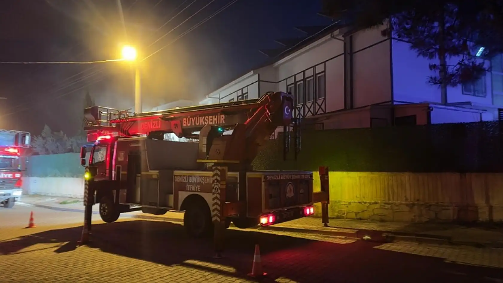 Engelli Bakım Merkezinde korkutan yangın! Mahsur kalanlar son anda kurtarıldı