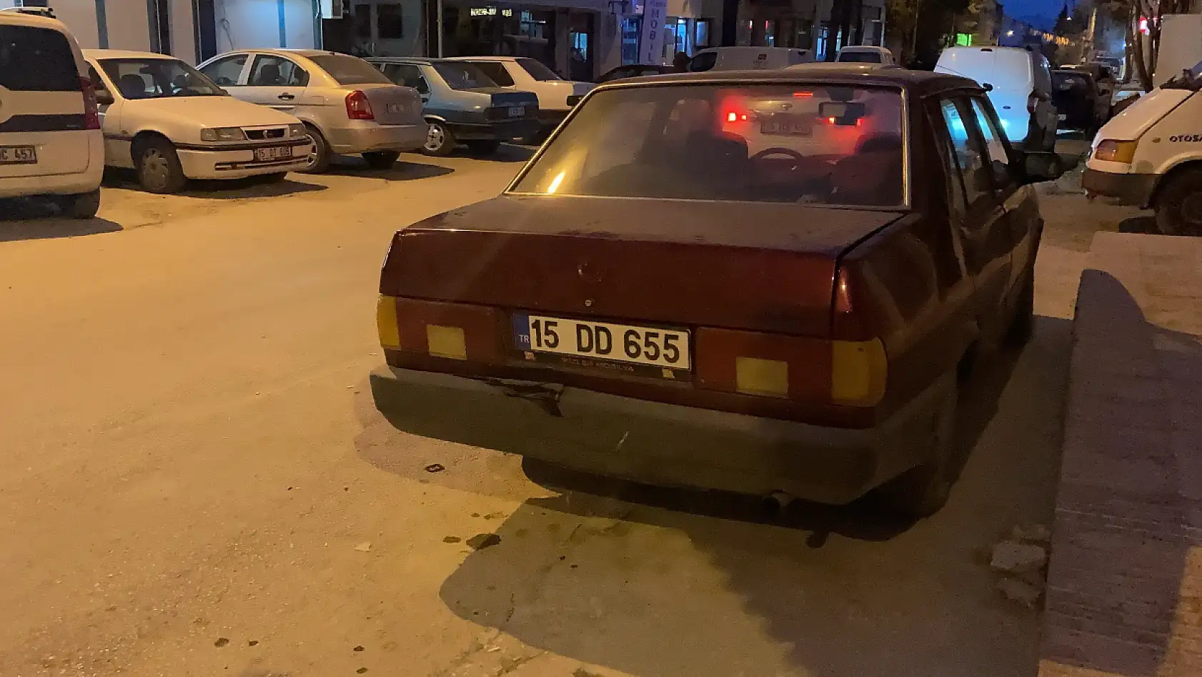 Polisleri peşine takıp 4 aracı hurdaya çeviren şüphelinin 41 suç kaydı çıktı