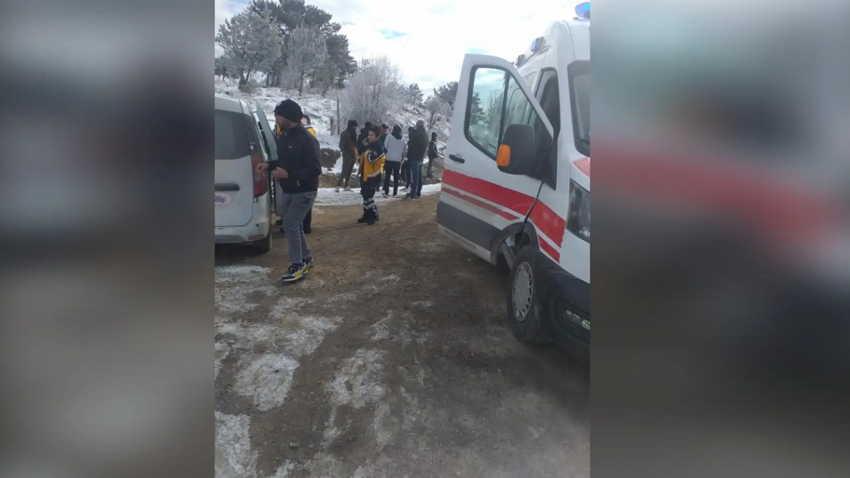 Bolu'da faciadan dönüldü! İşçi servisi devrildi, 22 yaralı