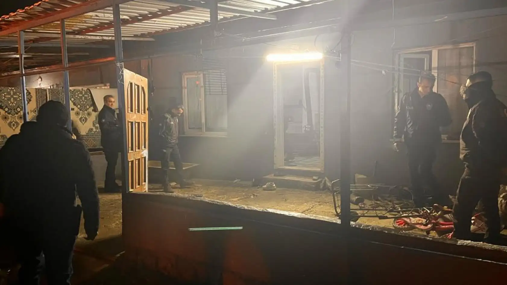 Yürek yakan olay! 11 yaşındaki kız çocuğu başından tüfekle vurulmuş halde bulundu