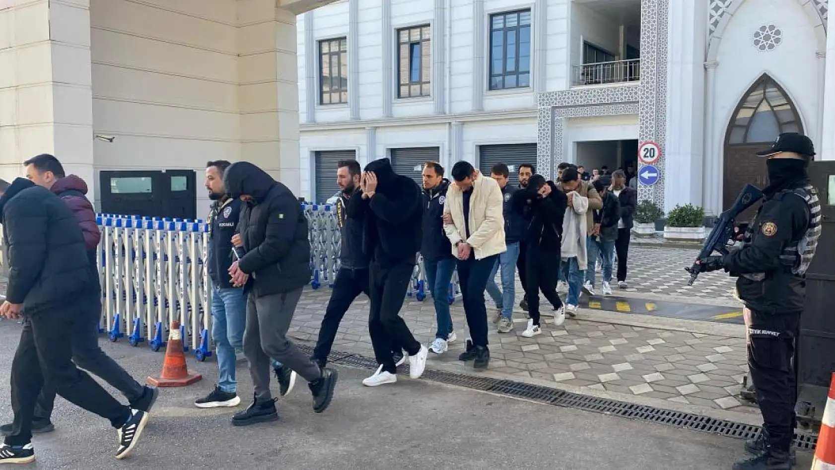 Sahte bungalov ilanıyla 120 milyonluk vurgun