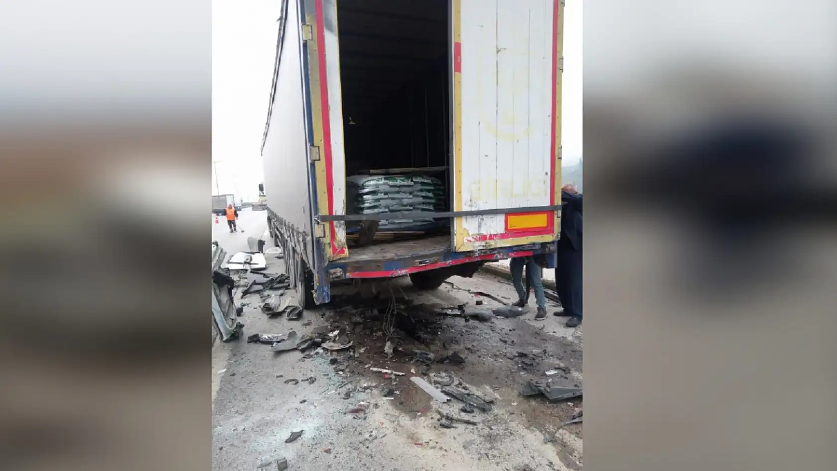 İzmir-Aydın Otoyolu'nda dehşet! Genç sürücü hayatını kaybetti