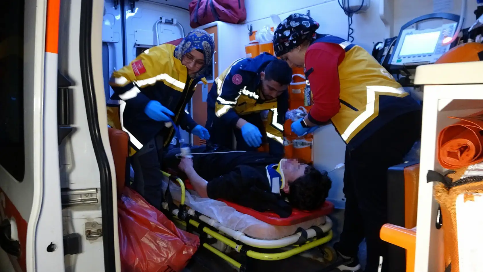 Ehliyetsiz sürücü dehşet saçtı: 4 yaralı