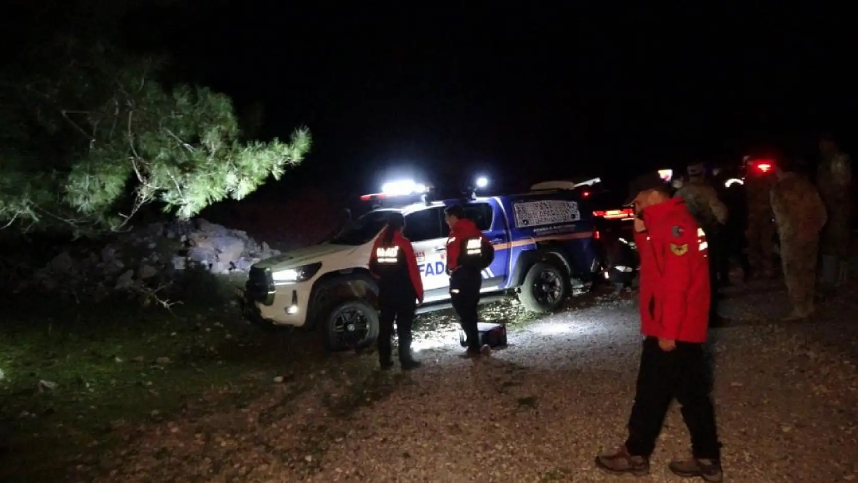 Kaza yaptıktan sonra yakınlarına 'kanserim' diye mesaj atıp ortalıktan kayboldu, arkadaşının evinde uyurken bulundu