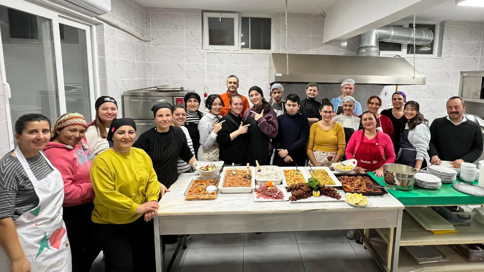 Ortaca Halk Eğitimi Merkezi Türk Mutfağı Kursu devam ediyor