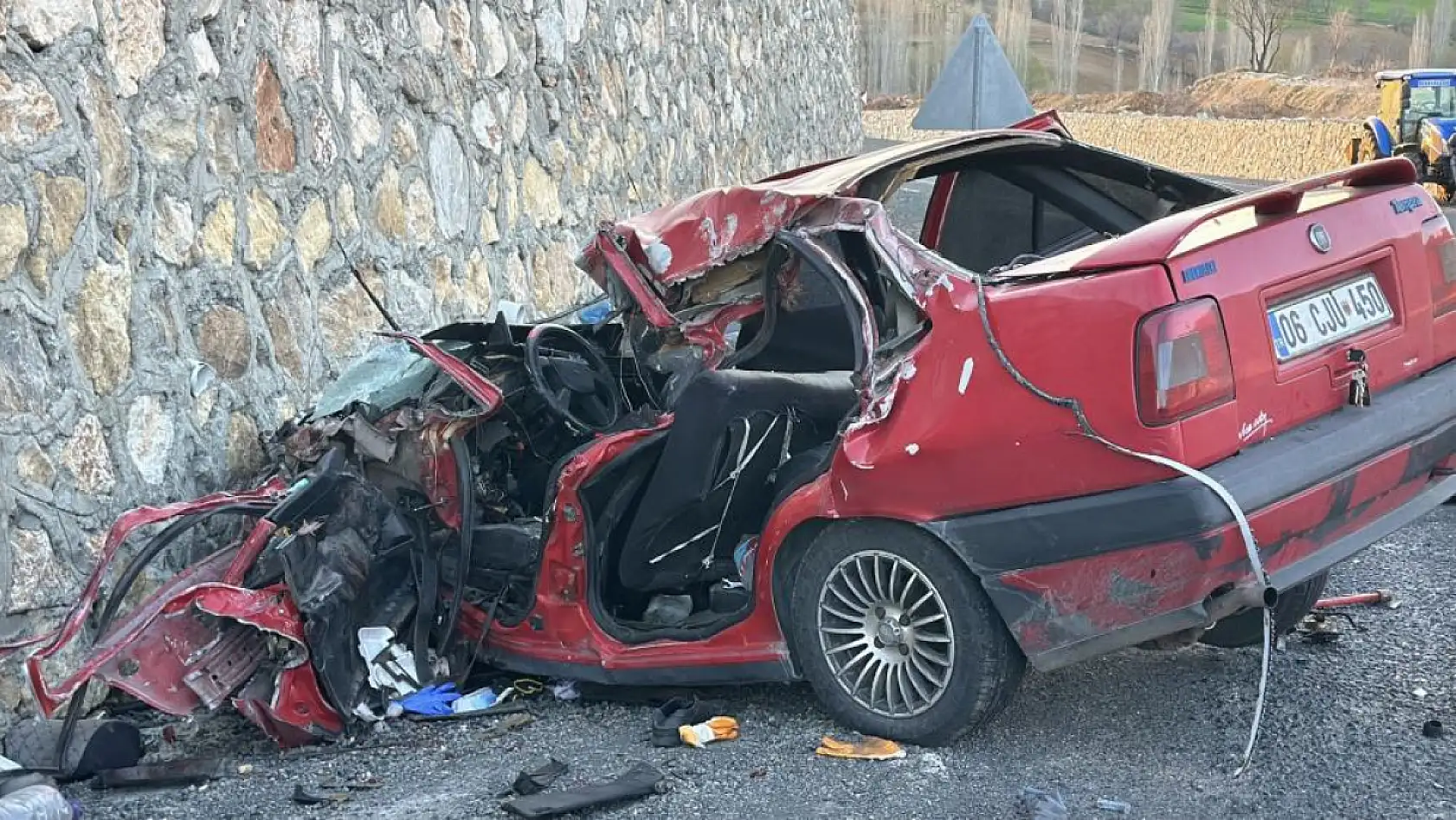 Feci kaza! Baba ve oğul hayatını kaybetti