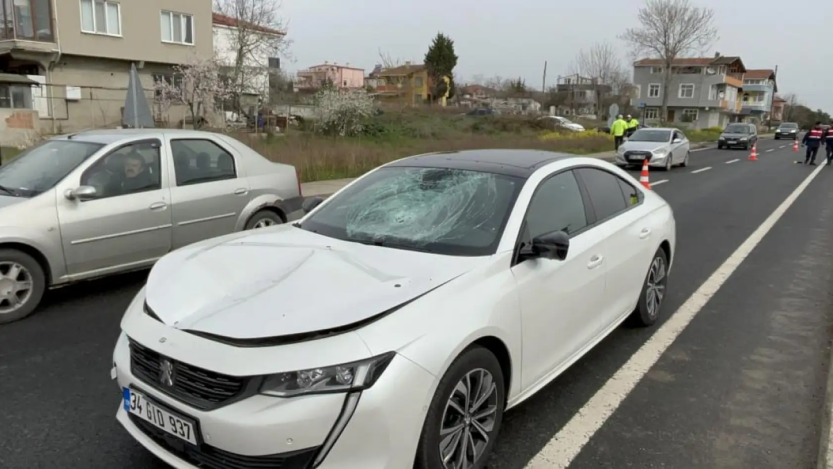 Feci kaza: Otomobilin çarptığı yaya hayatını kaybetti