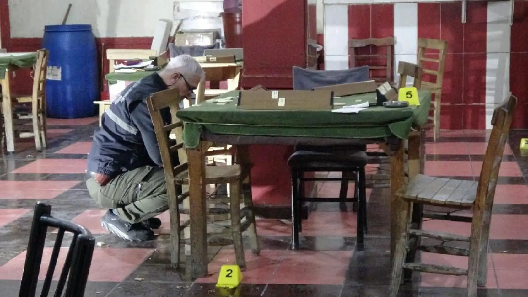 Kahvehanede dehşet! Okey oynayan 2 kişi öldürüldü