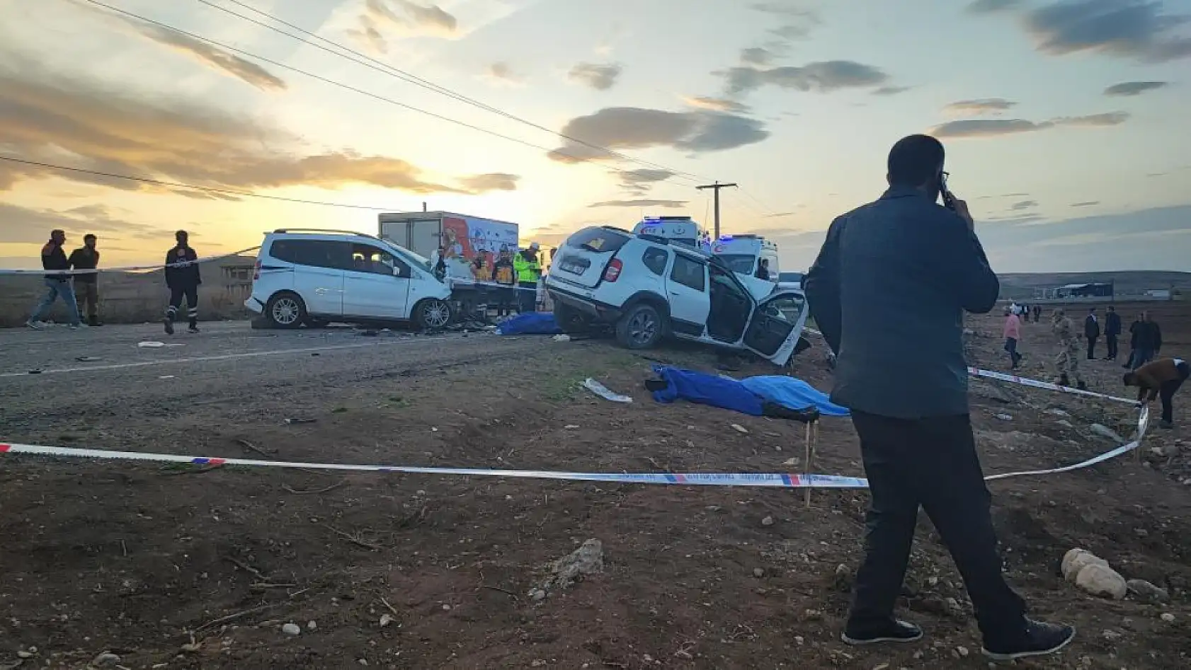 Taziye dönüşü feci kaza: 3 ölü, 4 yaralı