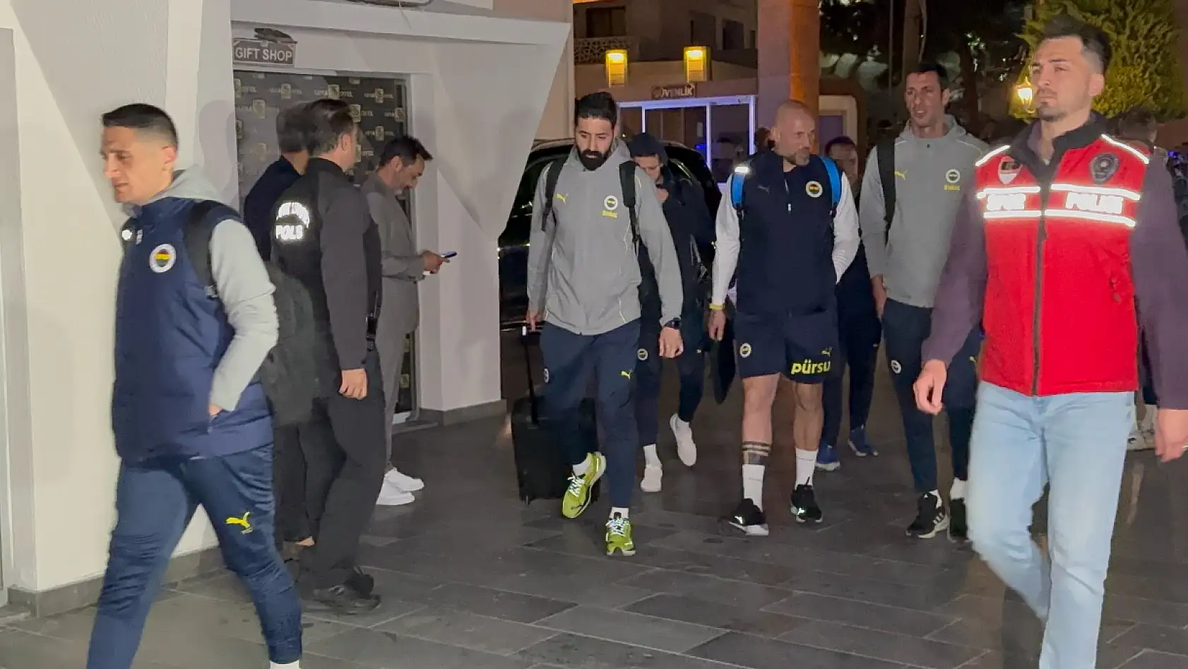 Fenerbahçe, Bodrum'a geldi