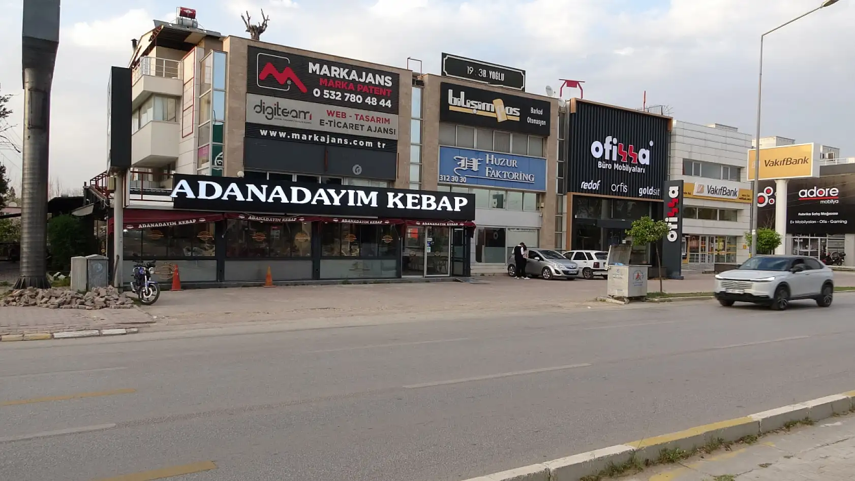 Emekli maaşını çekti, karşıya geçerken canından oldu