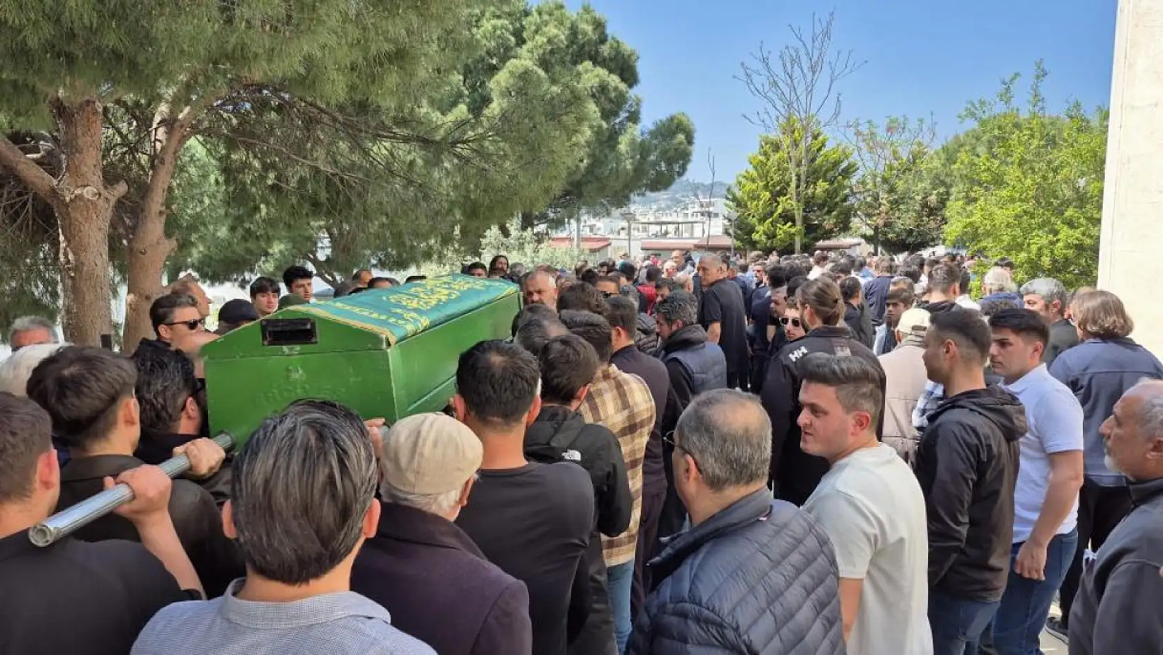 Bodrum'da yürek yakan veda! 19 yaşındaki genç amansız hastalığa yenik düştü