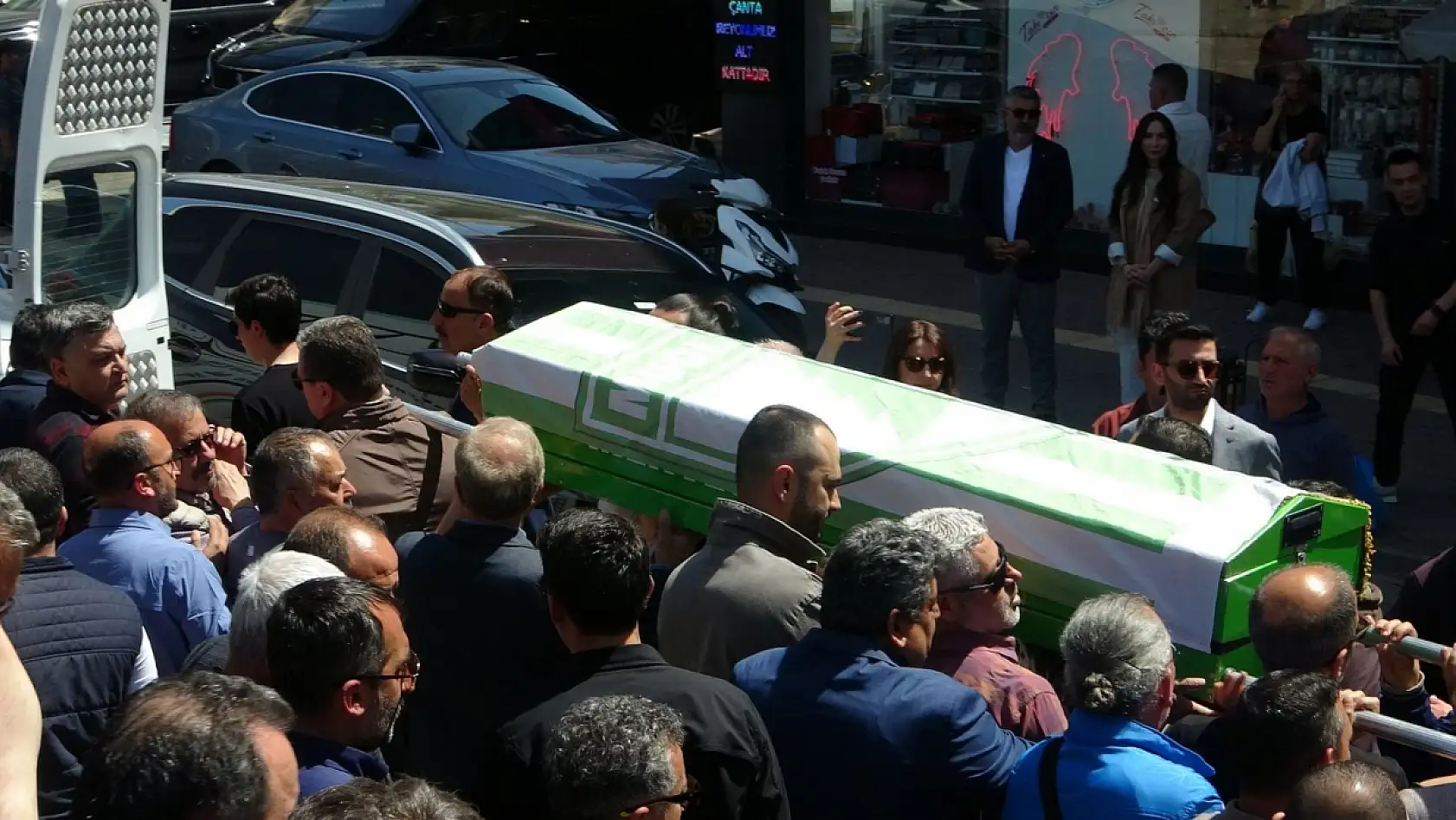 Muğla basınının duayeni Cüneyt Erdan'a veda