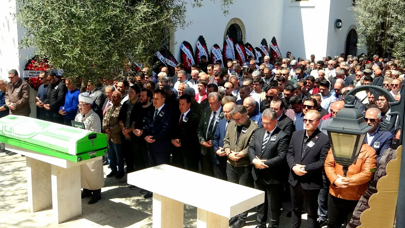 Muğla basınının duayeni Cüneyt Erdan'a veda