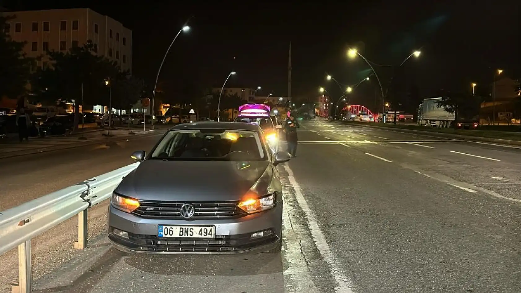 Feci kaza! Karşıya geçmeye çalışırken canından oldu