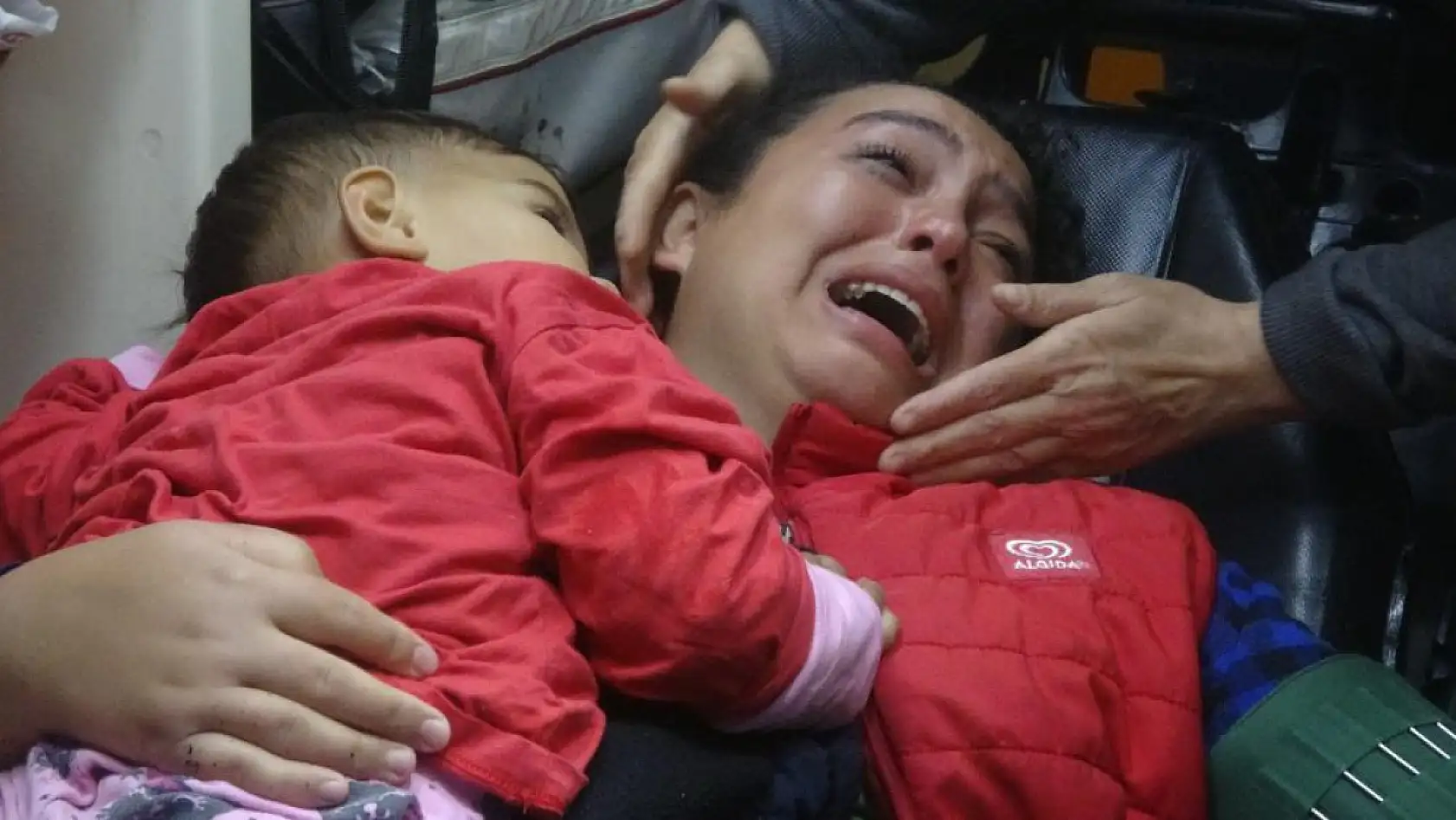 Feci kaza: Genç baba öldü, eşi ve oğlu yaralandı