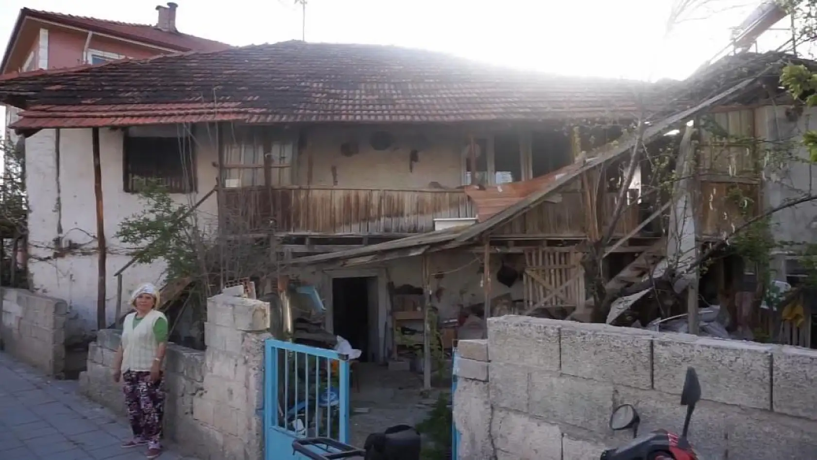 Zorla girdiği evde 'Karımı boşayıp seni alacağım' diyen alkollü şahıs kabus dolu anlar yaşattı