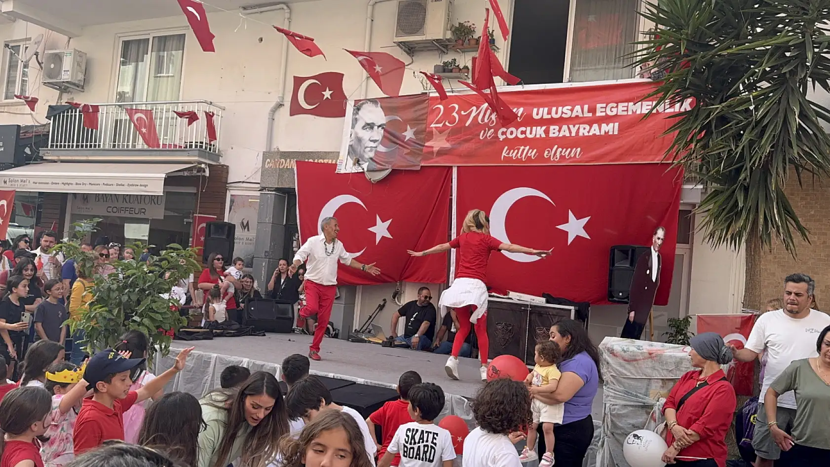 Marmaris'in miniklerini doyasıya eğlendi