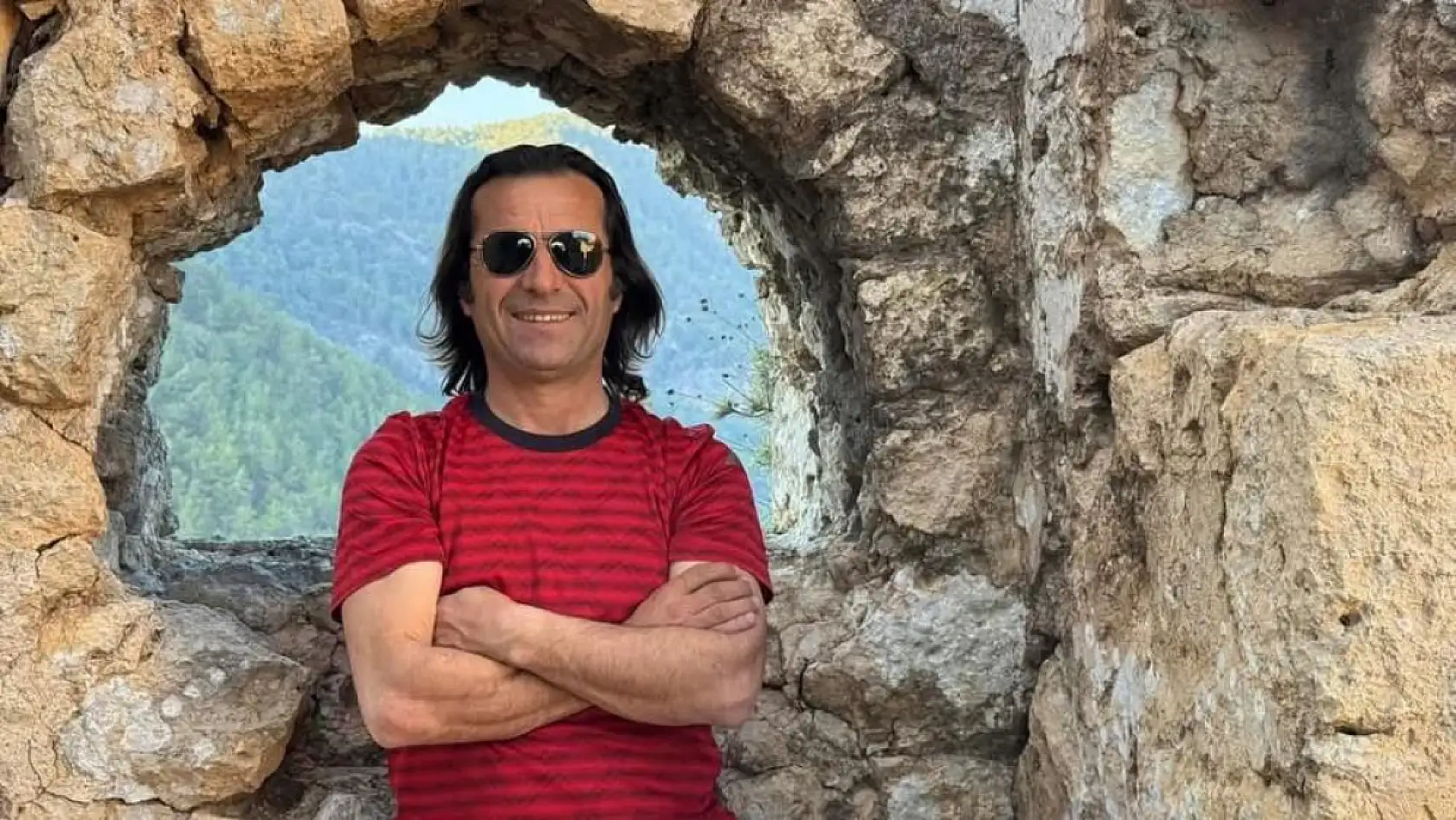 Dedesiyle aynı kaderi paylaştı, Rusya'da dağ tırmanışında donarak öldü