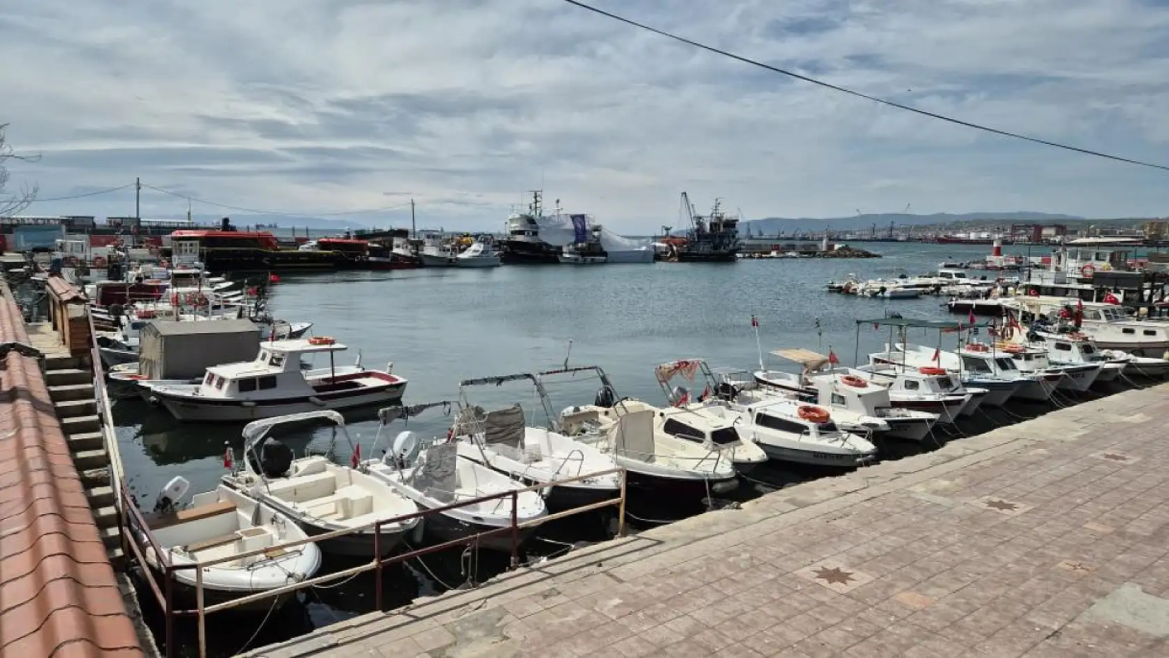 Limana hapsoldular: 5 gündür çıkamıyorlar