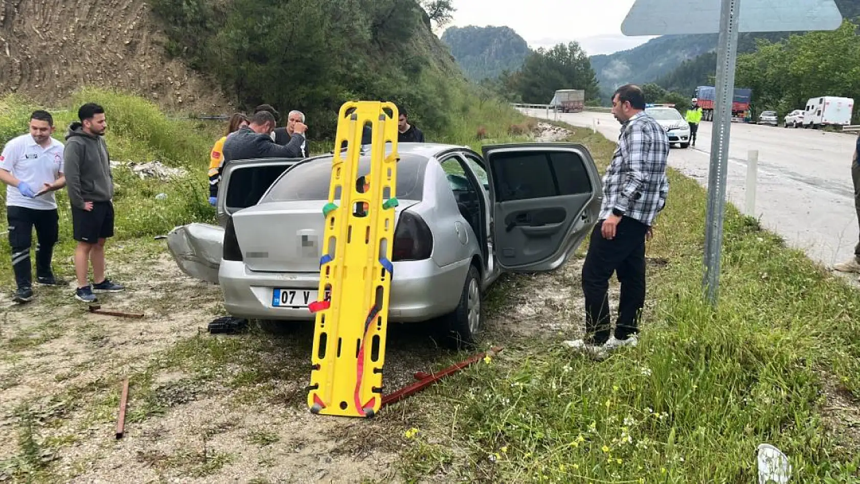 Isparta-Antalya Karayolu'nda feci trafik kazası