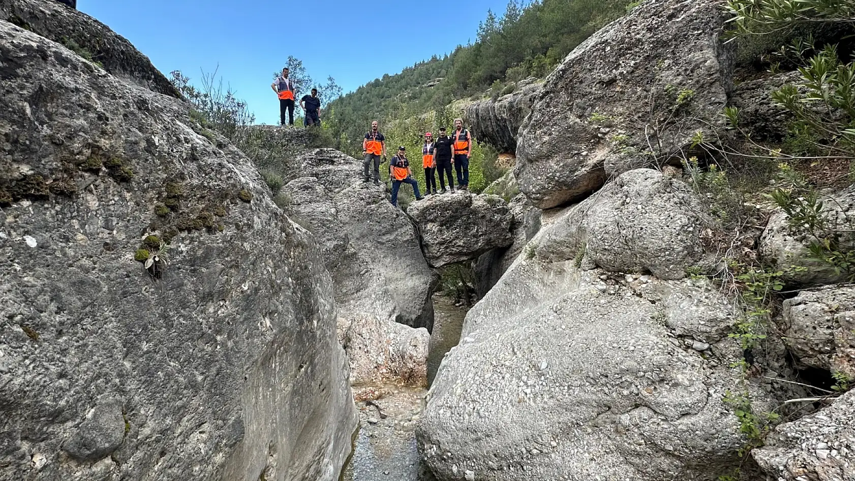 AFAD gönüllülerinden değirmen dere kanyonuna doğa yürüyüş