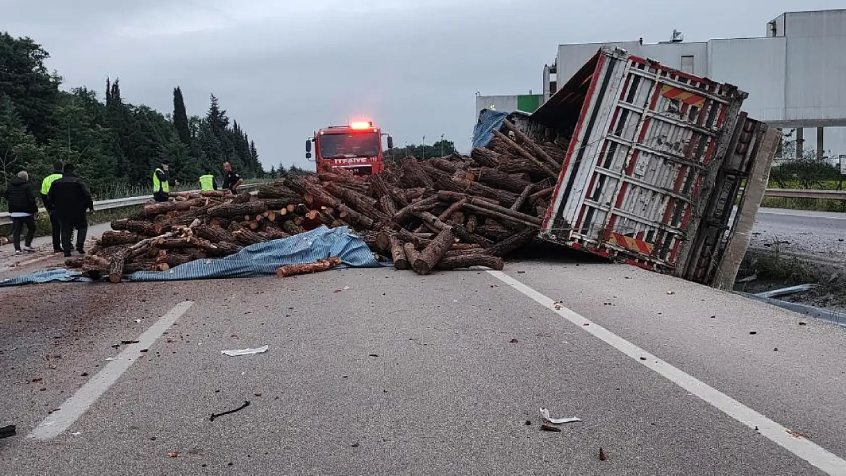 Feci trafik kazası: 3 yaralı